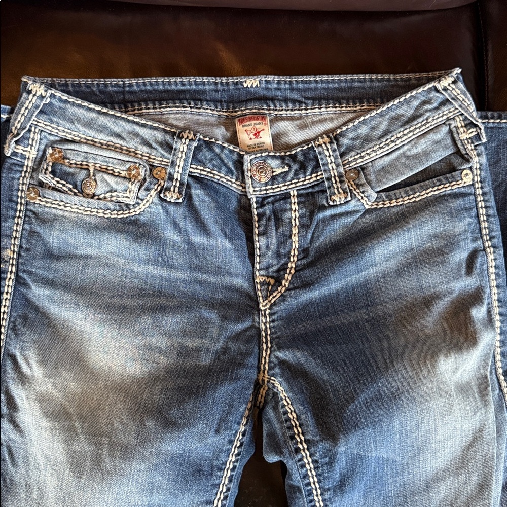 True Religion Blue Jeans with White Accents - Picture 5 of 8